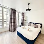 Prime Location And Amazing Neighborhood