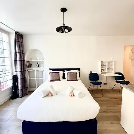 Prime Location And Amazing Neighborhood Appartement *
